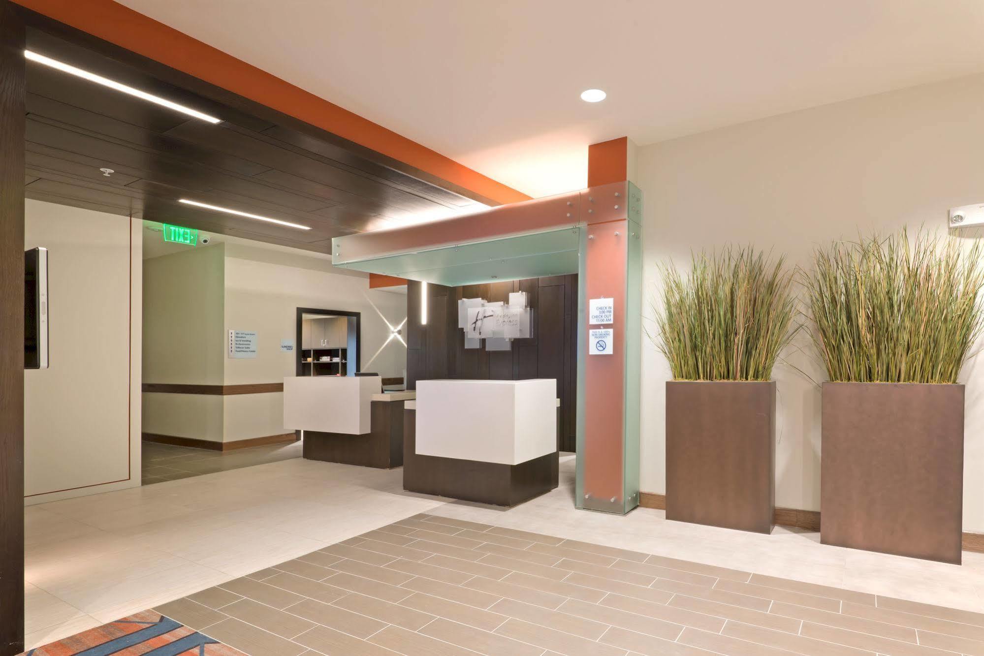 Holiday Inn Express Hotel & Suites Hot Springs By Ihg Bagian luar foto
