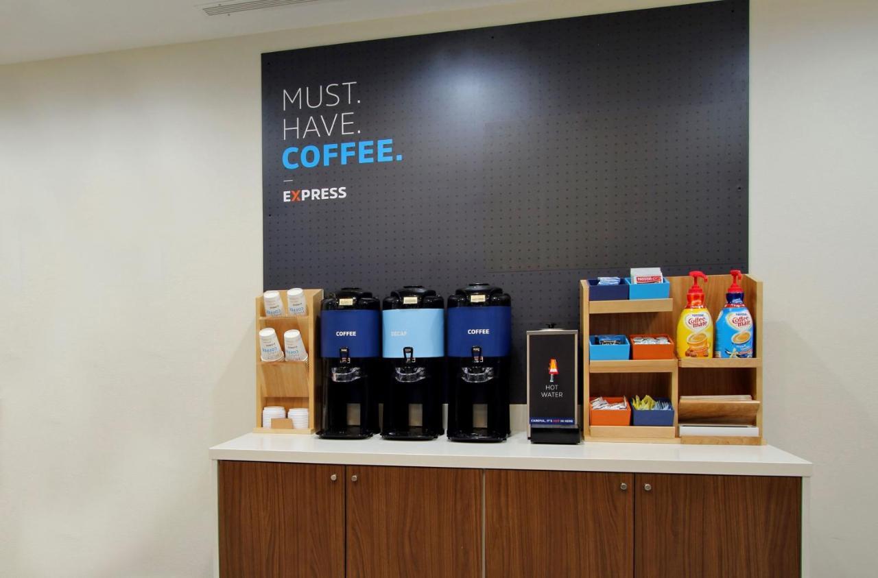 Holiday Inn Express Hotel & Suites Hot Springs By Ihg Bagian luar foto